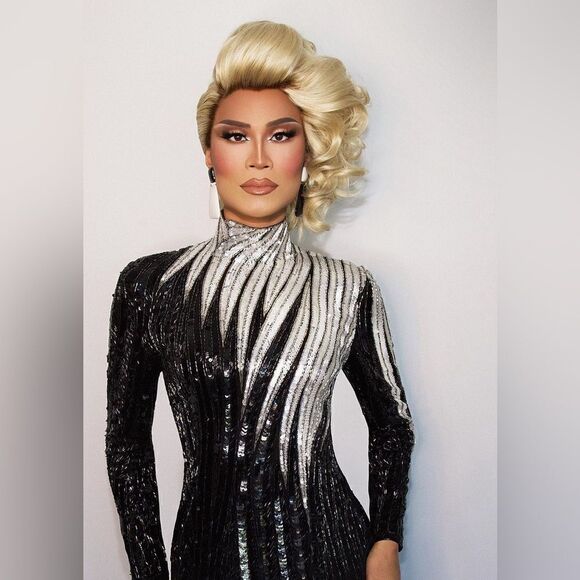 Bob Mackie Vintage Heavily Beaded & Sequin Black & Silver Stunning Dramatic Gown - Picture 1 of 16